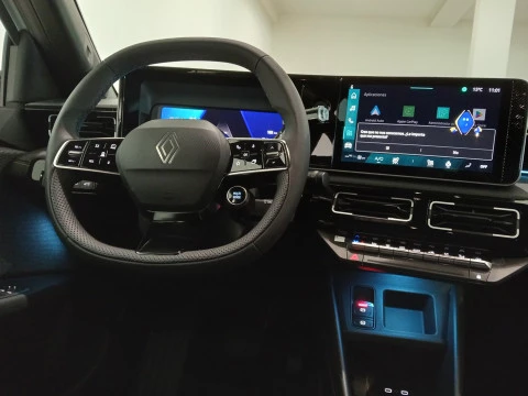 Renault 4 E-Tech Renault  Iconiq autonomia confort 110kW