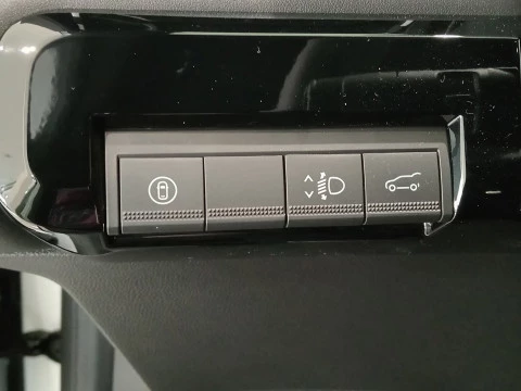 Renault 4 E-Tech Renault  Iconiq autonomia confort 110kW