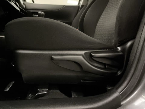 Toyota Yaris 90D Active 66 kW (90 CV)