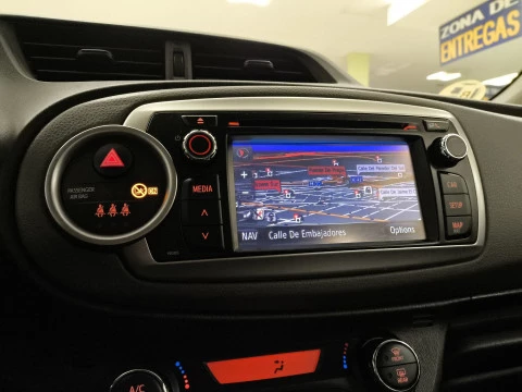 Toyota Yaris 90D Active 66 kW (90 CV)