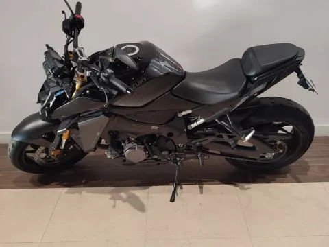 Suzuki GSX S 1000 Suzuki GSX S 1000