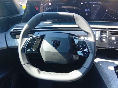Peugeot 3008 Hybrid 1.2 107KW Allure eDCS6