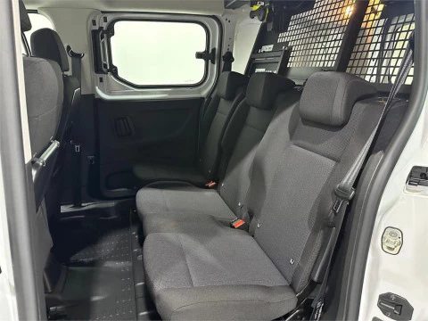Toyota Proace City - MY25 GX COMBI N1 L2 1.5D 75kW 6MT