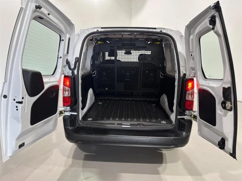 Toyota Proace City - MY25 GX COMBI N1 L2 1.5D 75kW 6MT