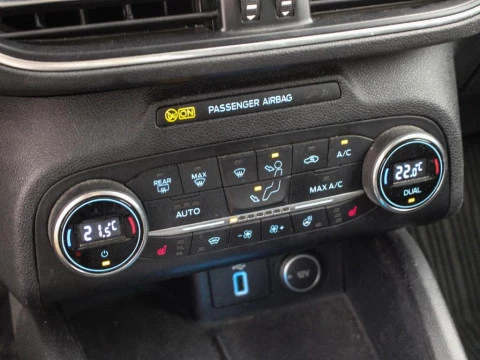 Ford Focus 1.0 ECOBOOST 92KW ACTIVE AUTO 125 5P