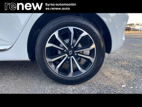 Renault Clio Techno TCe 90 (67kw)