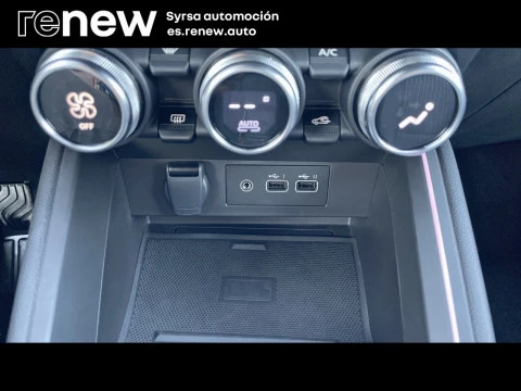 Renault Clio Techno TCe 90 (67kw)