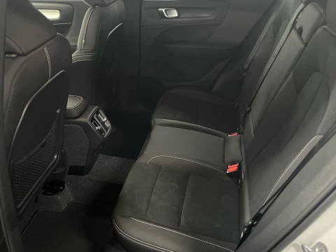 Volvo XC40 XC40 B3 PLUS BLACK EDITION