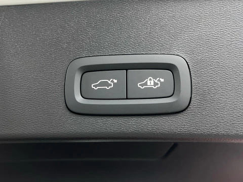 Volvo XC40 XC40 B3 PLUS BLACK EDITION