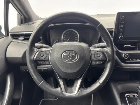 Toyota Corolla 1.8 125H BUSINESS PLUS E-CVT