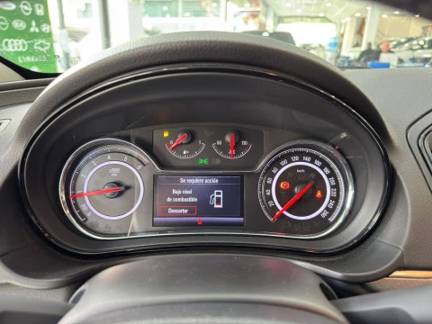 Opel Insignia Grand Sport Selective 1.6 CDTi Start & Stop Turbo D 100 kW (136 CV)