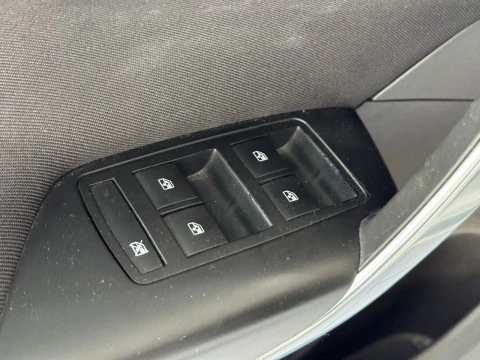 Opel Insignia Grand Sport Selective 1.6 CDTi Start & Stop Turbo D 100 kW (136 CV)