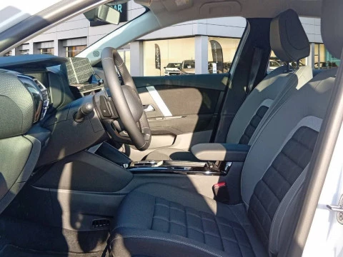 Citroën C4 Hybrid 145 ë-DCS6 Plus
