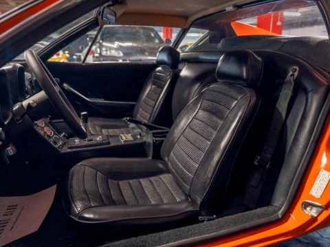 De Tomaso Pantera 1975