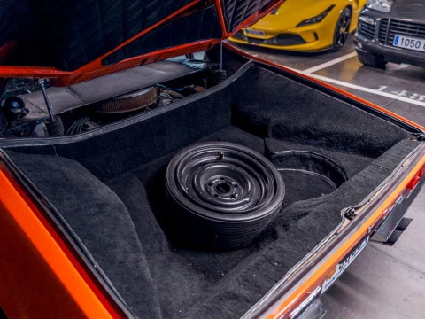 De Tomaso Pantera 1975