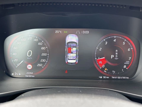 Volvo XC40 1.5 T2 MOMENTUM CORE AUTO 5P