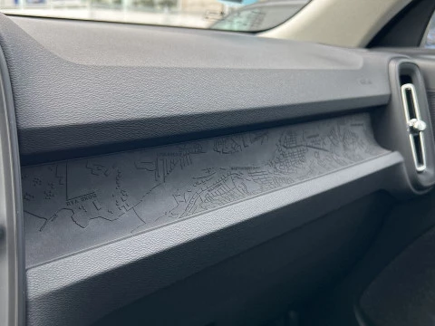 Volvo XC40 1.5 T2 MOMENTUM CORE AUTO 5P