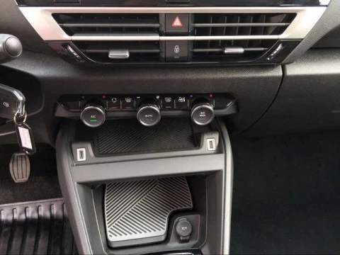 Citroën C4 PureTech 130 S&S 6v Plus 96 kW (131 CV)