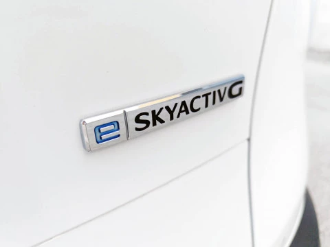 Mazda CX-30 CX30 ( 2024 ) 2024 2.0L E-SKYACTIV G 110KW 150CV 6MT FWD HOMURA