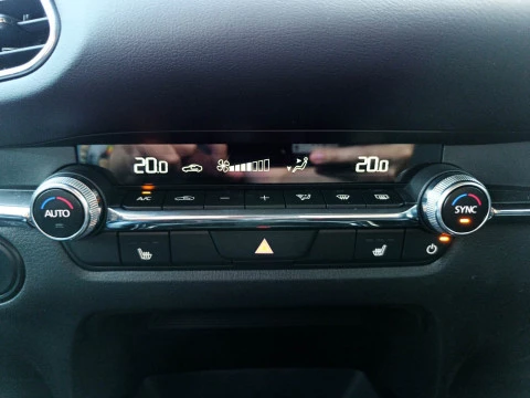 Mazda CX-30 CX30 ( 2024 ) 2024 2.0L E-SKYACTIV G 110KW 150CV 6MT FWD HOMURA