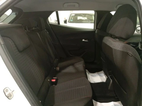 Peugeot 2008 Active BlueHDI 81kW (110CV)