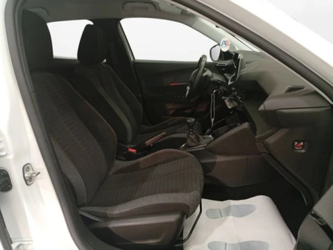 Peugeot 2008 Active BlueHDI 81kW (110CV)