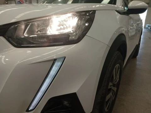 Peugeot 2008 Active BlueHDI 81kW (110CV)