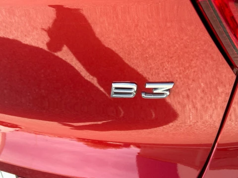 Volvo XC40 2.0 B3 CORE AUTO 163 5P