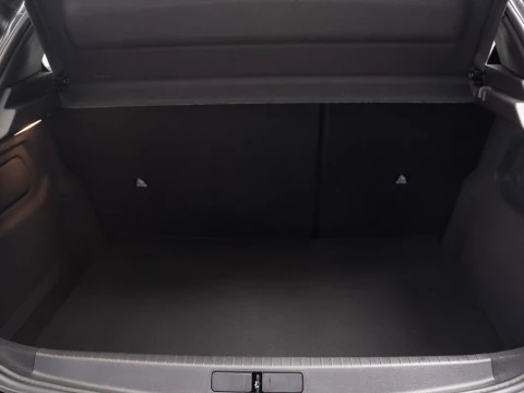 Peugeot e-208 GT Eléctrico 100 kW (136CV)