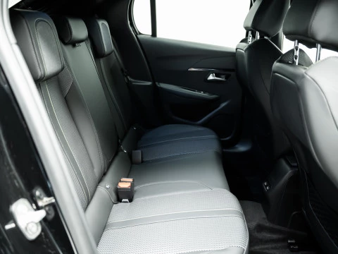 Peugeot e-208 GT Eléctrico 100 kW (136CV)