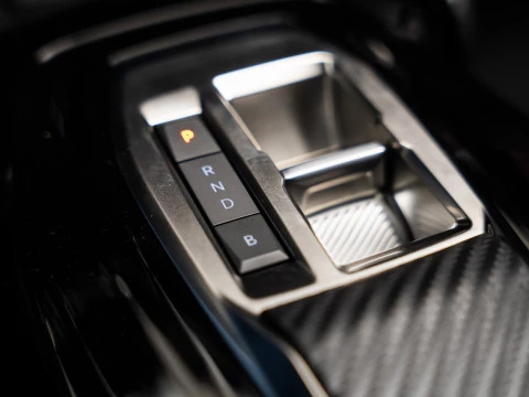 Peugeot e-208 GT Eléctrico 100 kW (136CV)