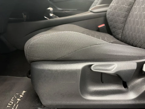 Toyota C-HR 1.8 125H Advance 90 kW (122 CV)