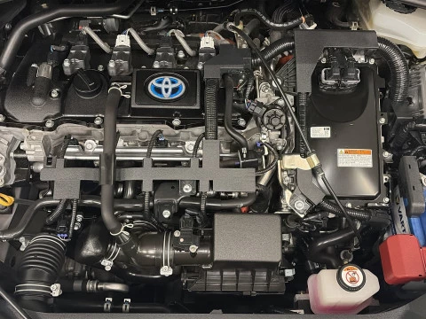 Toyota C-HR 1.8 125H Advance 90 kW (122 CV)