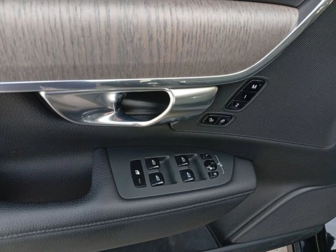 Volvo V90 2.0 T8 AWD Recharge Inscription Auto