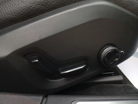 Volvo V90 2.0 T8 AWD Recharge Inscription Auto