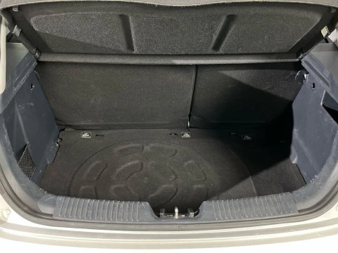 Kia Rio 1.2 CVVT 62kW (84CV) Concept