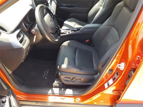 Toyota C-HR 5P Advance 180H e-CVT