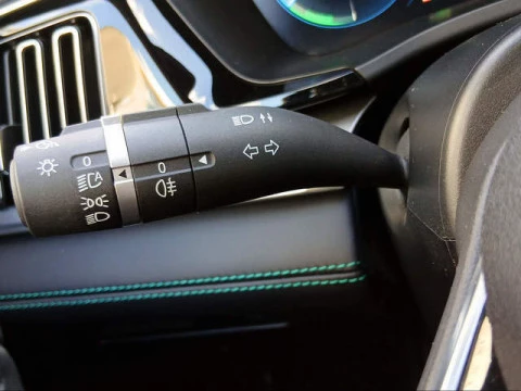 BYD SEAL U DM-i Comfort 160 kW (218 CV)