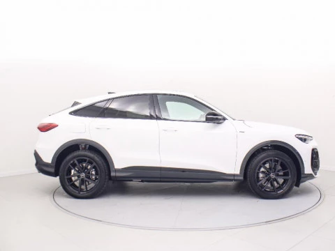 Audi Q5 2.0 E-HYBRID 220KW BLACK LINE S TR QUAT 299 5P