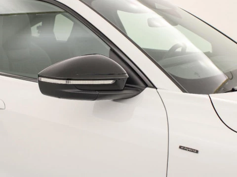 Audi Q5 2.0 E-HYBRID 220KW BLACK LINE S TR QUAT 299 5P