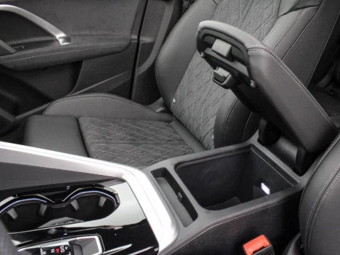 Audi Q5 2.0 E-HYBRID 220KW BLACK LINE S TR QUAT 299 5P