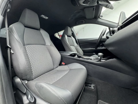 Toyota C-HR 1.8 125H Advance