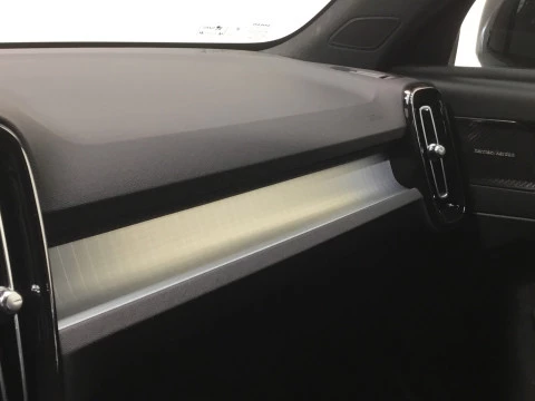 Volvo XC40 XC40 ULTRA B3 MILD HYBRID GASOLINA
