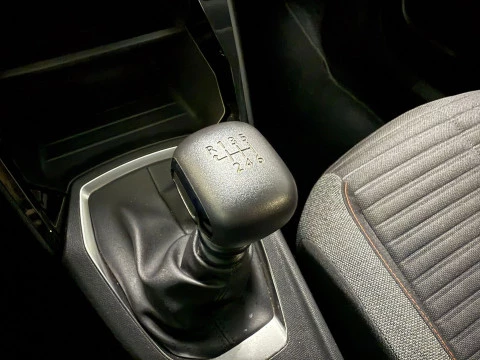 Peugeot 2008 Active BlueHDI 100 S&S BVM6