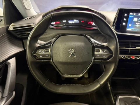 Peugeot 2008 Active BlueHDI 100 S&S BVM6
