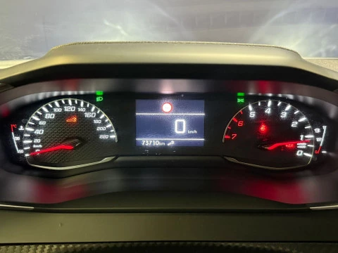 Peugeot 2008 Active BlueHDI 100 S&S BVM6