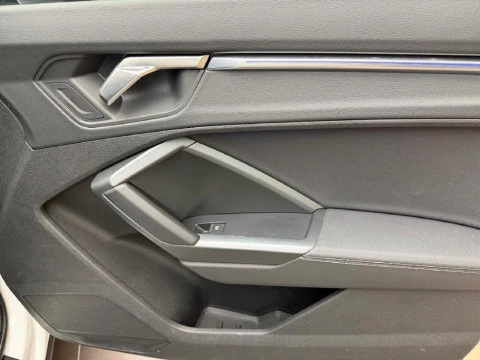 Audi Q3 2.0 35 TDI S TRONIC S LINE 150CV 5P