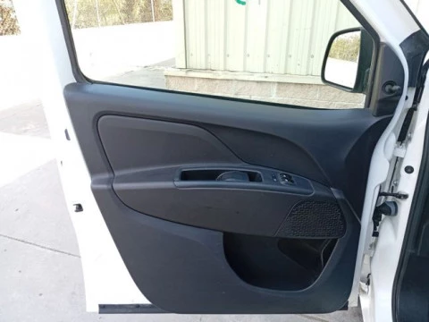 Fiat Doblò Cargo SX 1.6 Mjet 77kW (105CV)