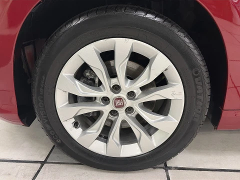 Fiat Tipo 1.4 16v Easy 70 kW (95 CV)