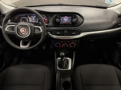 Fiat Tipo 1.4 16v Easy 70 kW (95 CV)